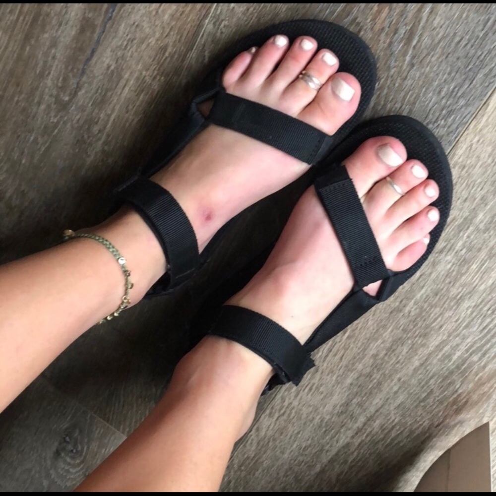 Women’s original Universal Teva
